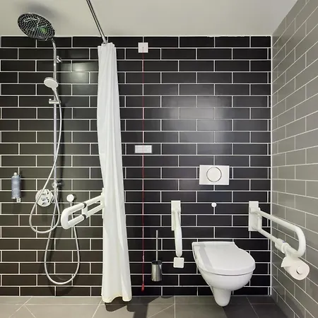 Premier Centre 호텔 3*