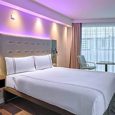 Premier Centre 3*