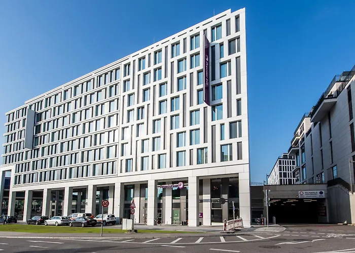 Premier Centre Hotel