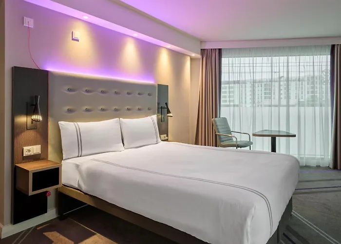 Premier Centre 호텔