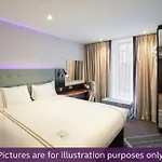 Premier Centre 3*